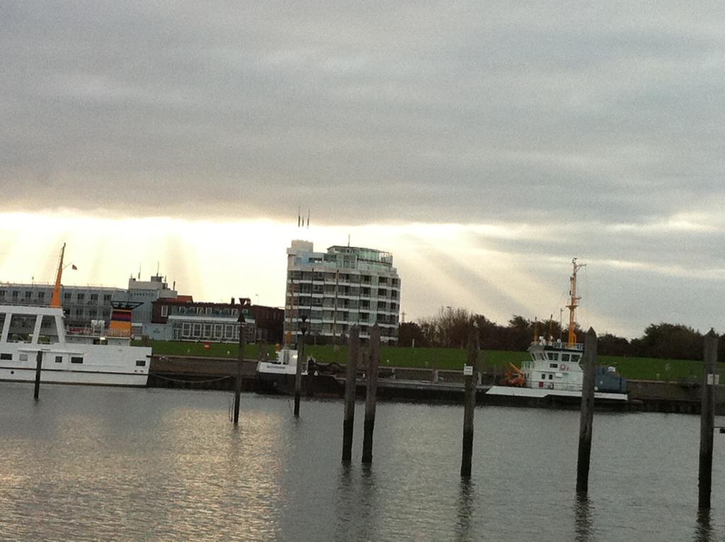 Ferienwohnungen Besslich Norddeich  Exterior photo